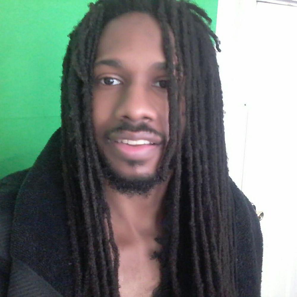 Meet your Posher, Mya